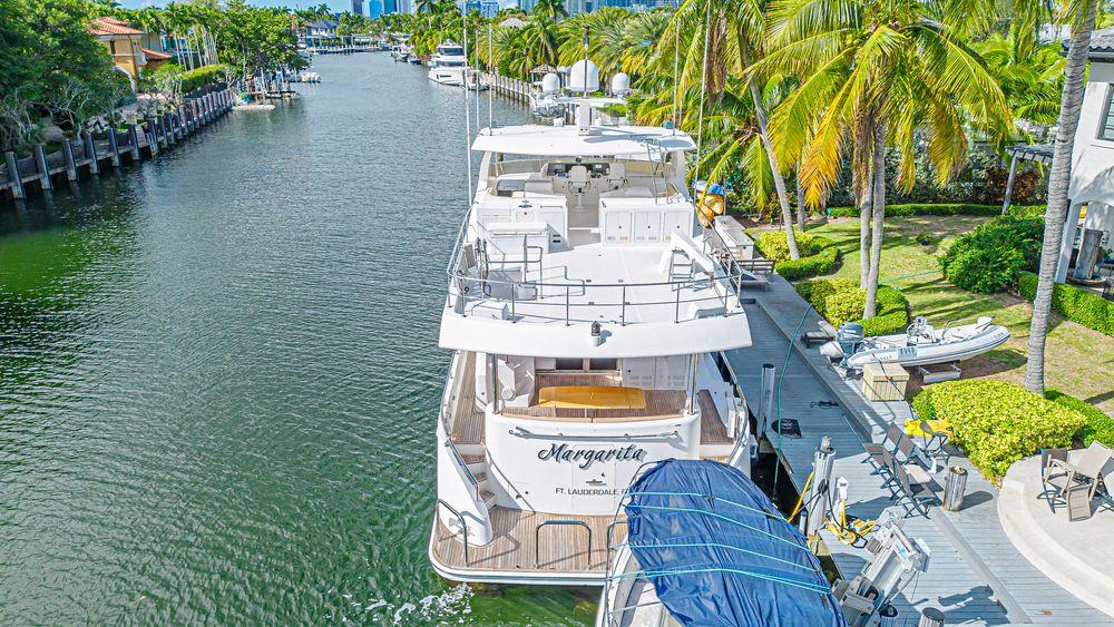 74' 2010 Ocean Alexander 74 Motoryacht