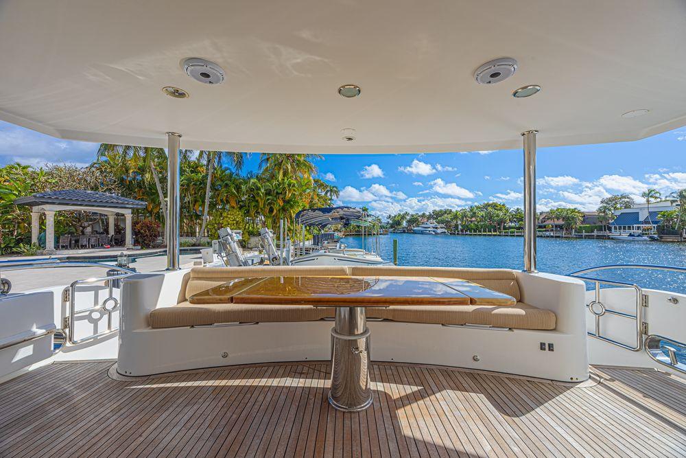 74' 2010 Ocean Alexander 74 Motoryacht