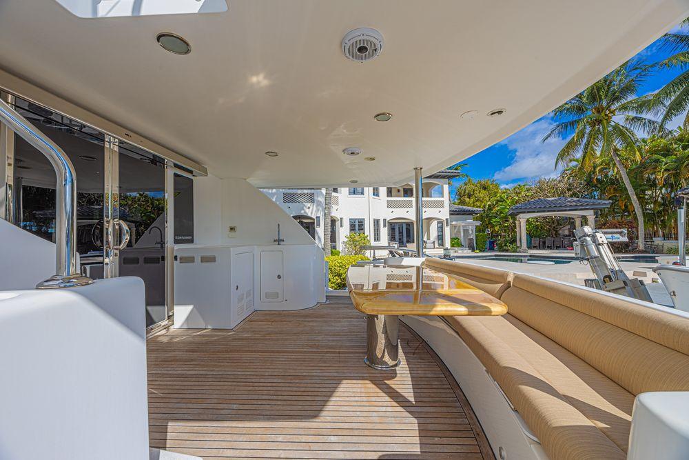 74' 2010 Ocean Alexander 74 Motoryacht