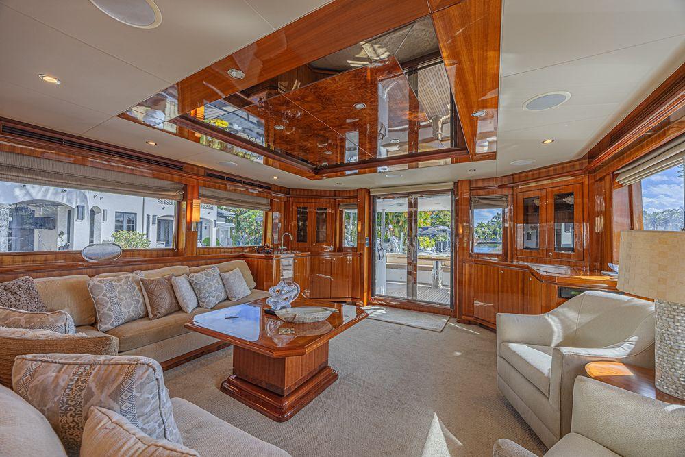 74' 2010 Ocean Alexander 74 Motoryacht