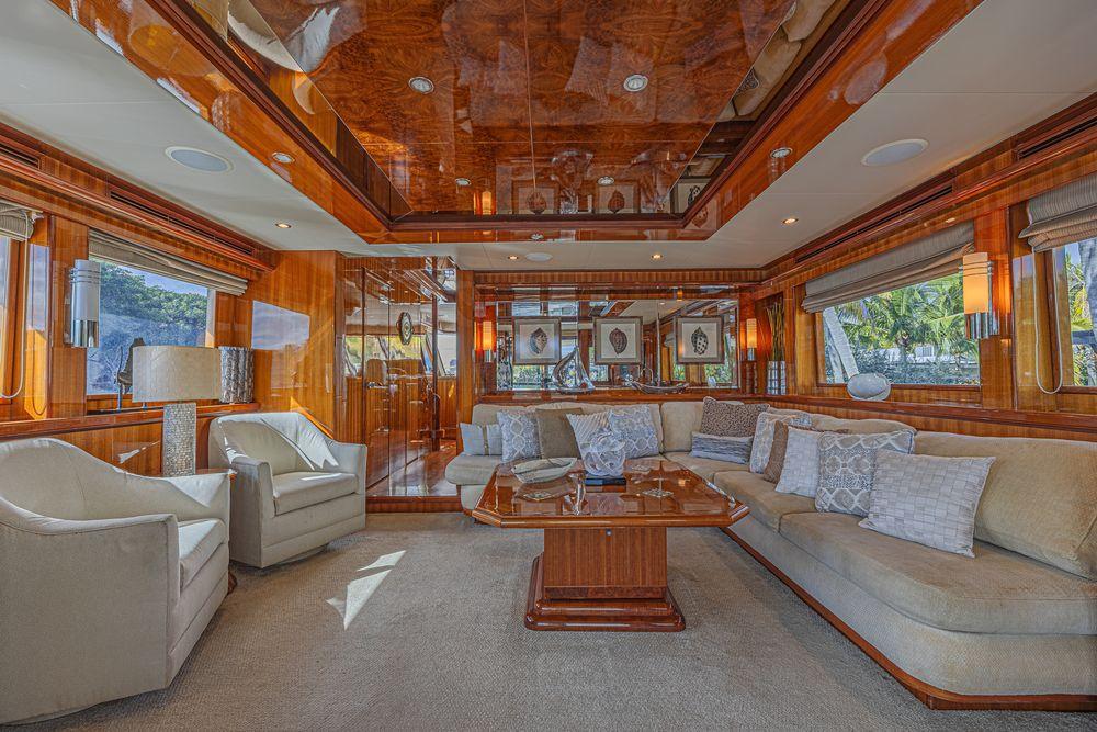 74' 2010 Ocean Alexander 74 Motoryacht