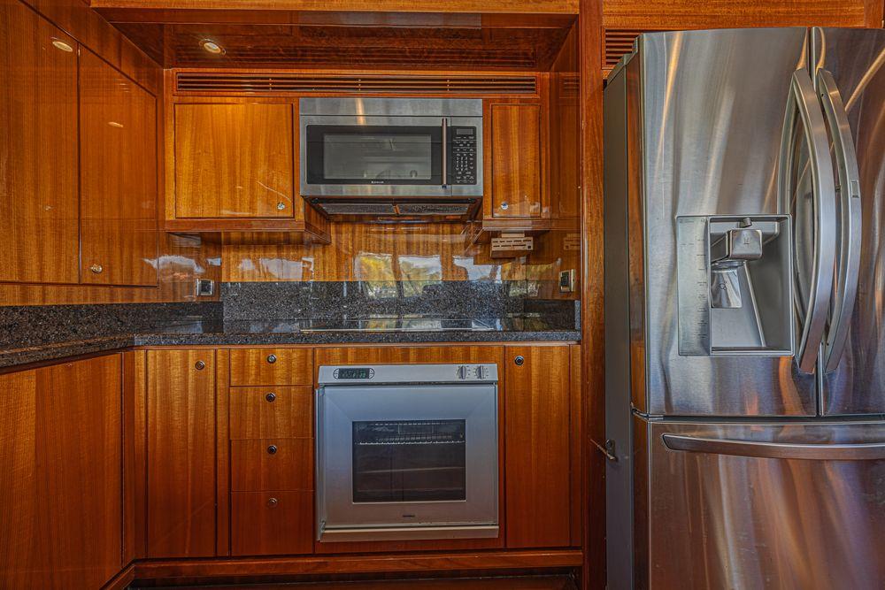 74' 2010 Ocean Alexander 74 Motoryacht