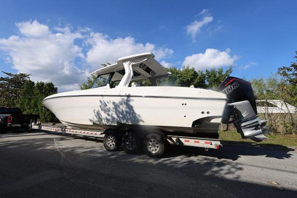 38' 2023 Fountain 38 SCX