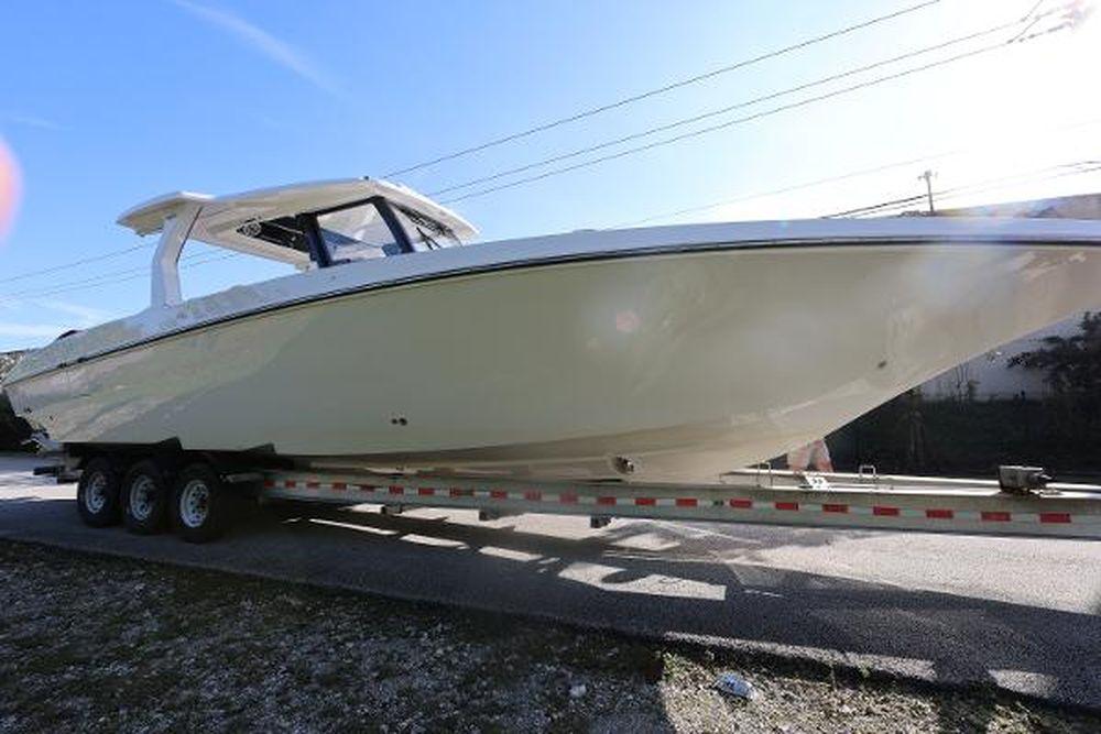 38' 2023 Fountain 38 SCX
