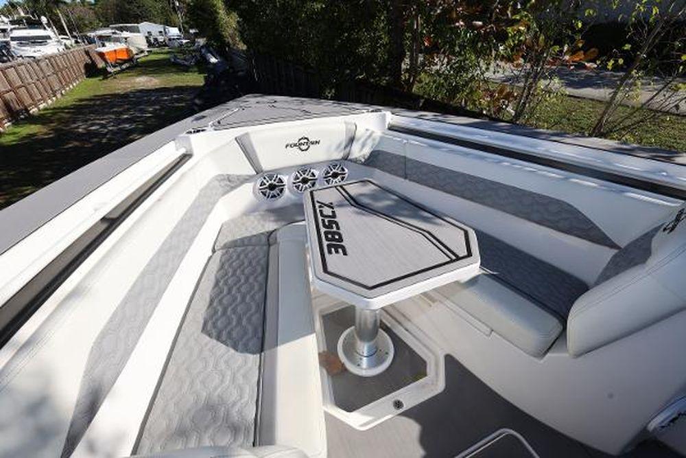 38' 2023 Fountain 38 SCX