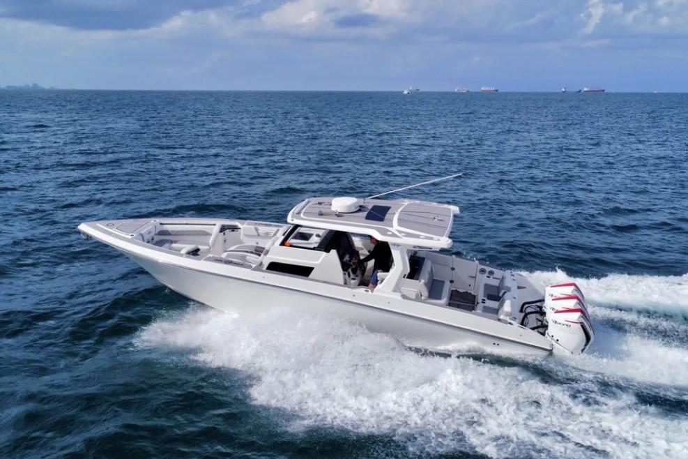 38' 2023 Fountain 38 SCX