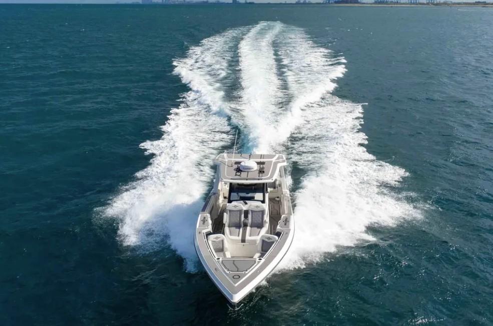 38' 2023 Fountain 38 SCX