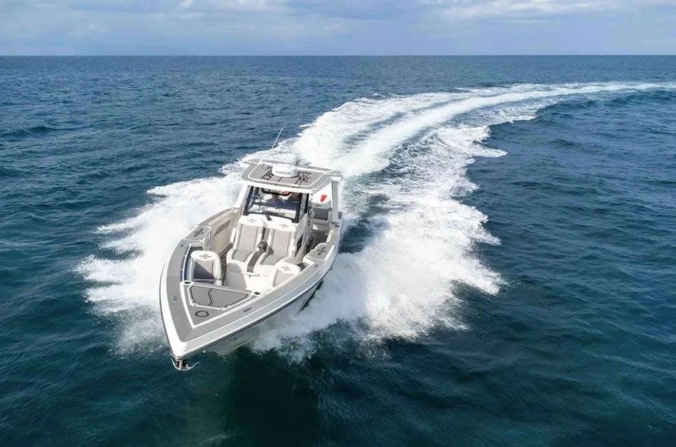 38' 2023 Fountain 38 SCX