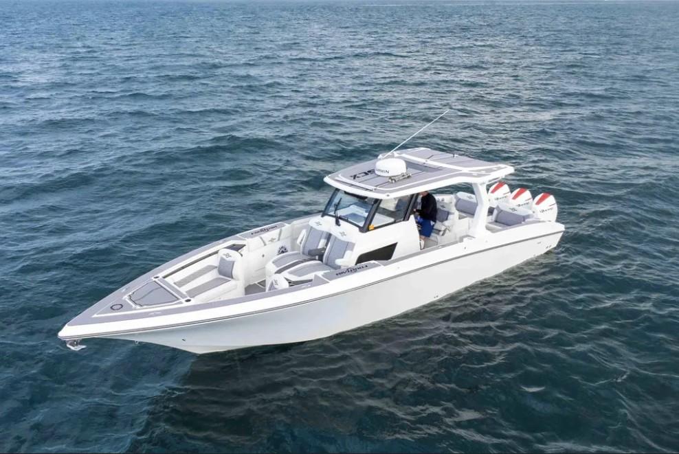 38' 2023 Fountain 38 SCX