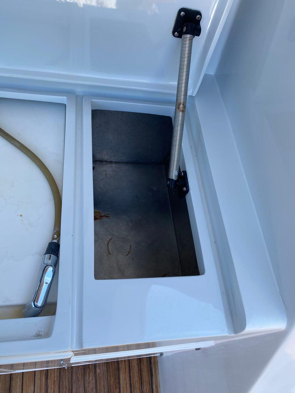 60' 1986 Huckins Sport Fisherman