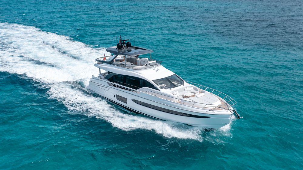 78' 2022 Azimut Fly 78
