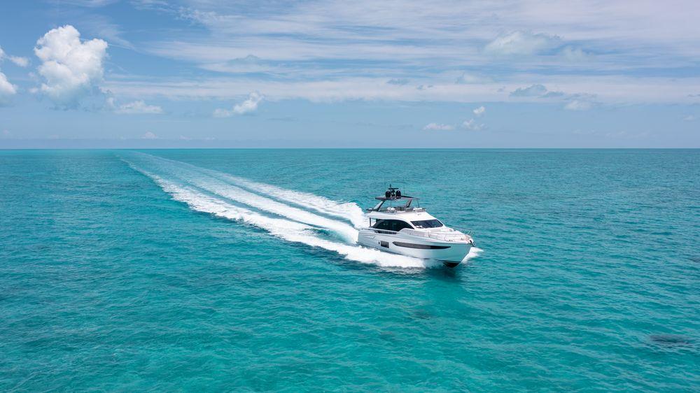 78' 2022 Azimut Fly 78