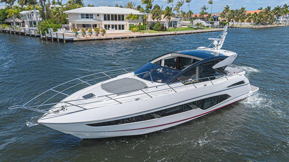 60' 2021 Sunseeker Predator 60 EVO