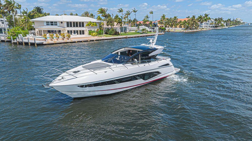 60' 2021 Sunseeker Predator 60 EVO