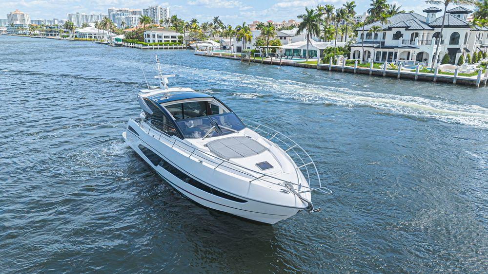 60' 2021 Sunseeker Predator 60 EVO