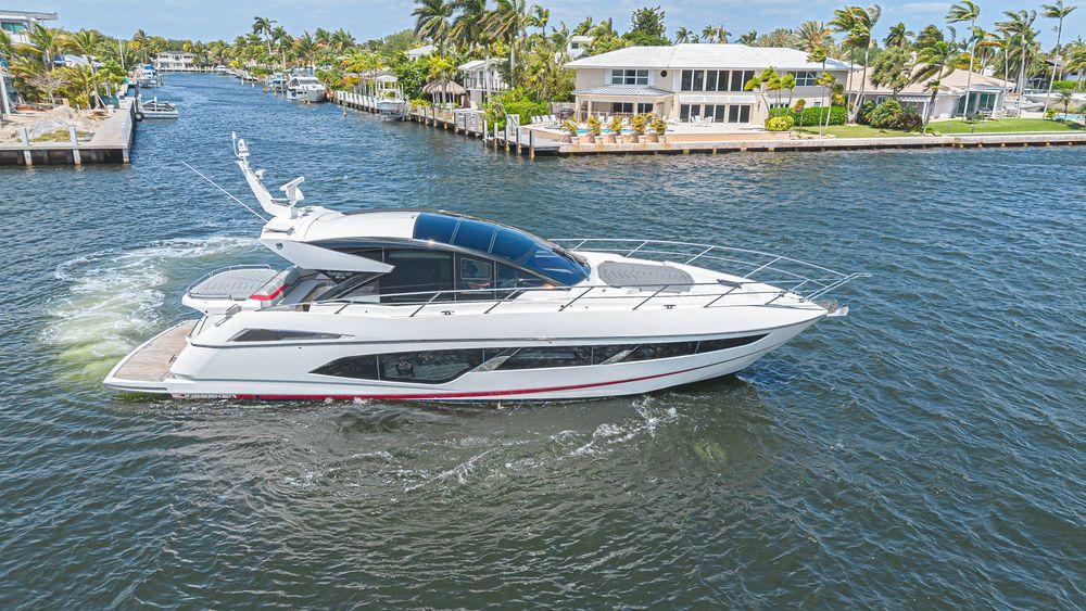 60' 2021 Sunseeker Predator 60 EVO