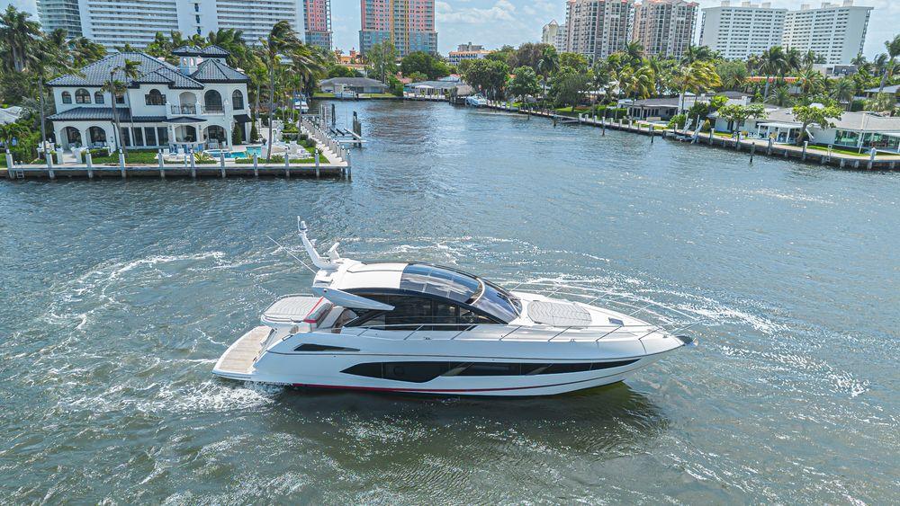 60' 2021 Sunseeker Predator 60 EVO
