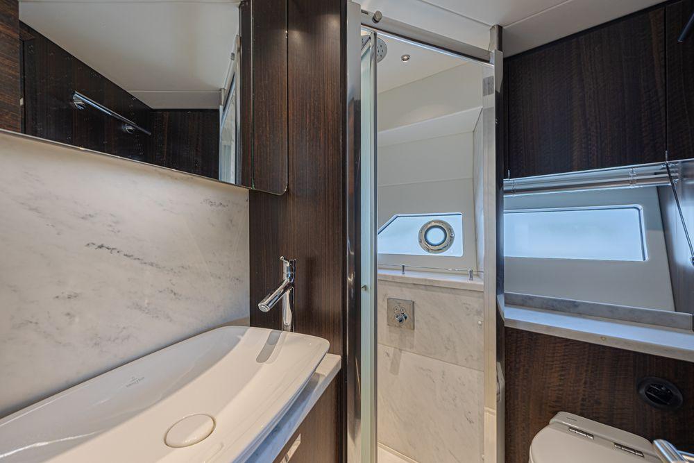 60' 2021 Sunseeker Predator 60 EVO