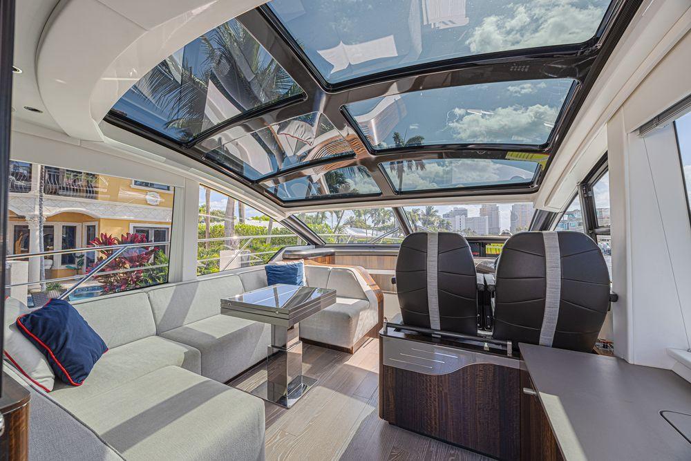 60' 2021 Sunseeker Predator 60 EVO
