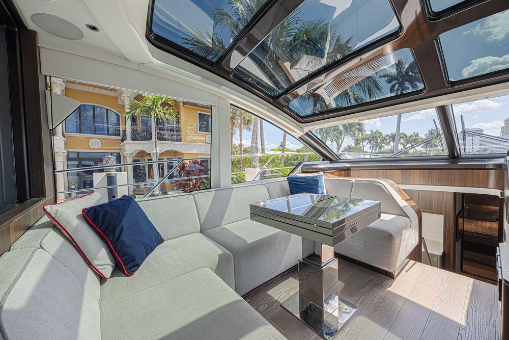 60' 2021 Sunseeker Predator 60 EVO