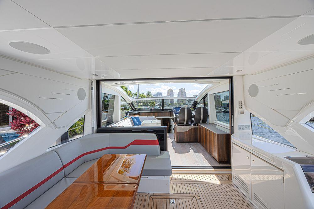 60' 2021 Sunseeker Predator 60 EVO