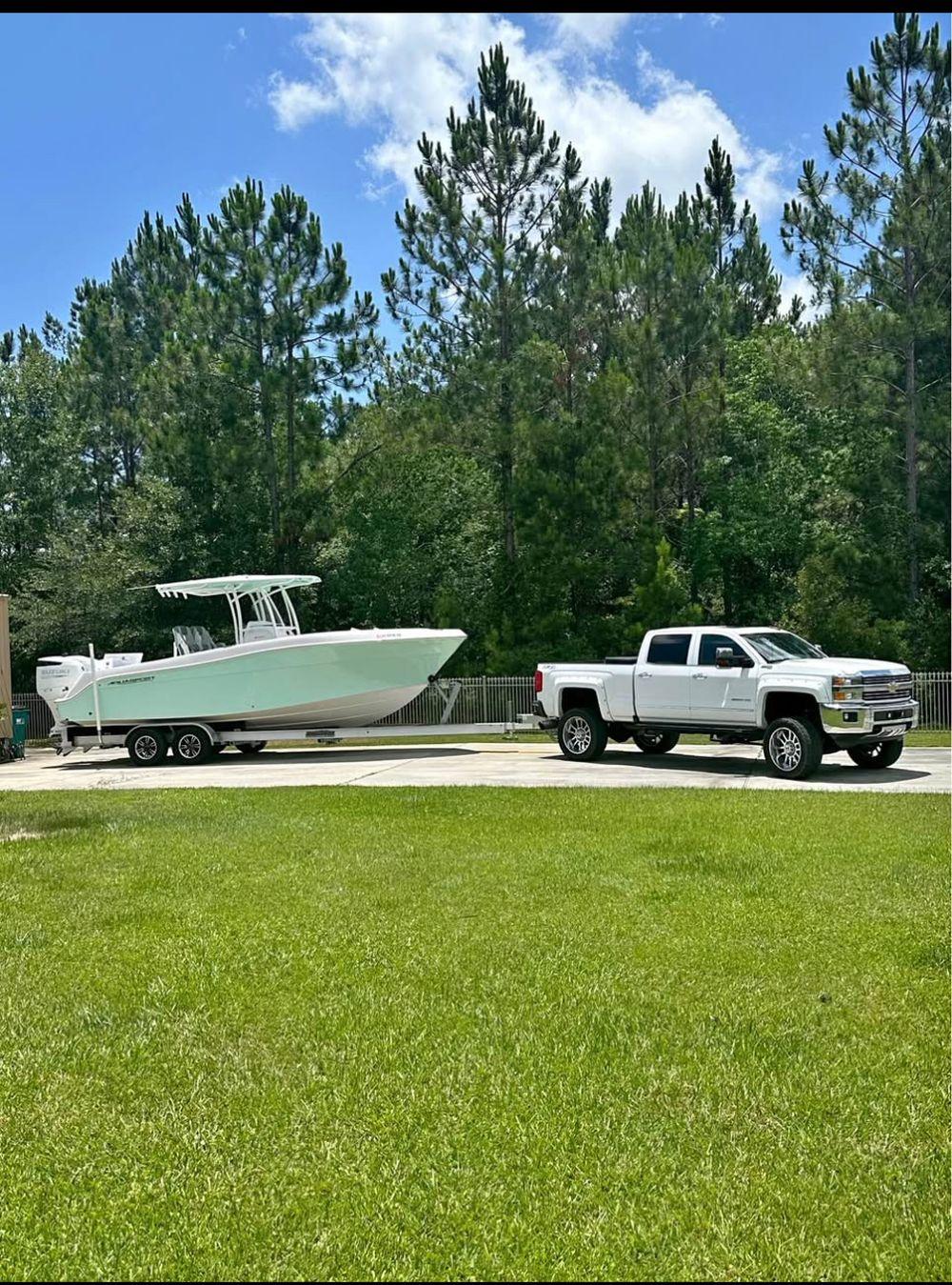 25' 2022 Aquasport 2500 Center Console
