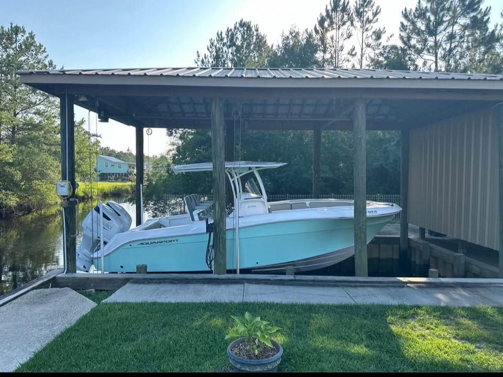 25' 2022 Aquasport 2500 Center Console