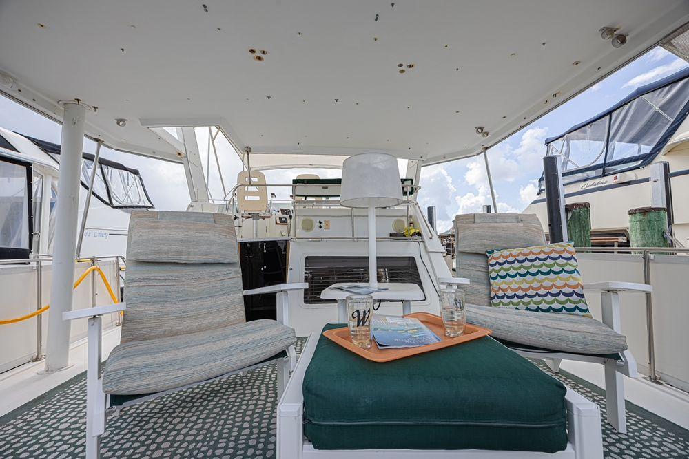 45' 1994 Tollycraft 45 Cockpit Motor Yacht