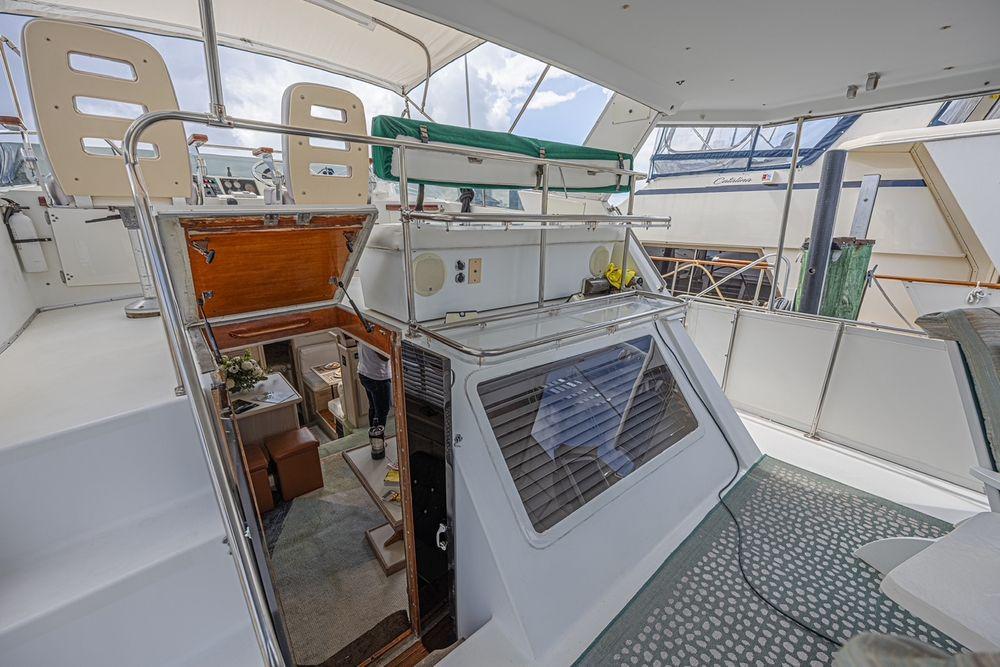 45' 1994 Tollycraft 45 Cockpit Motor Yacht