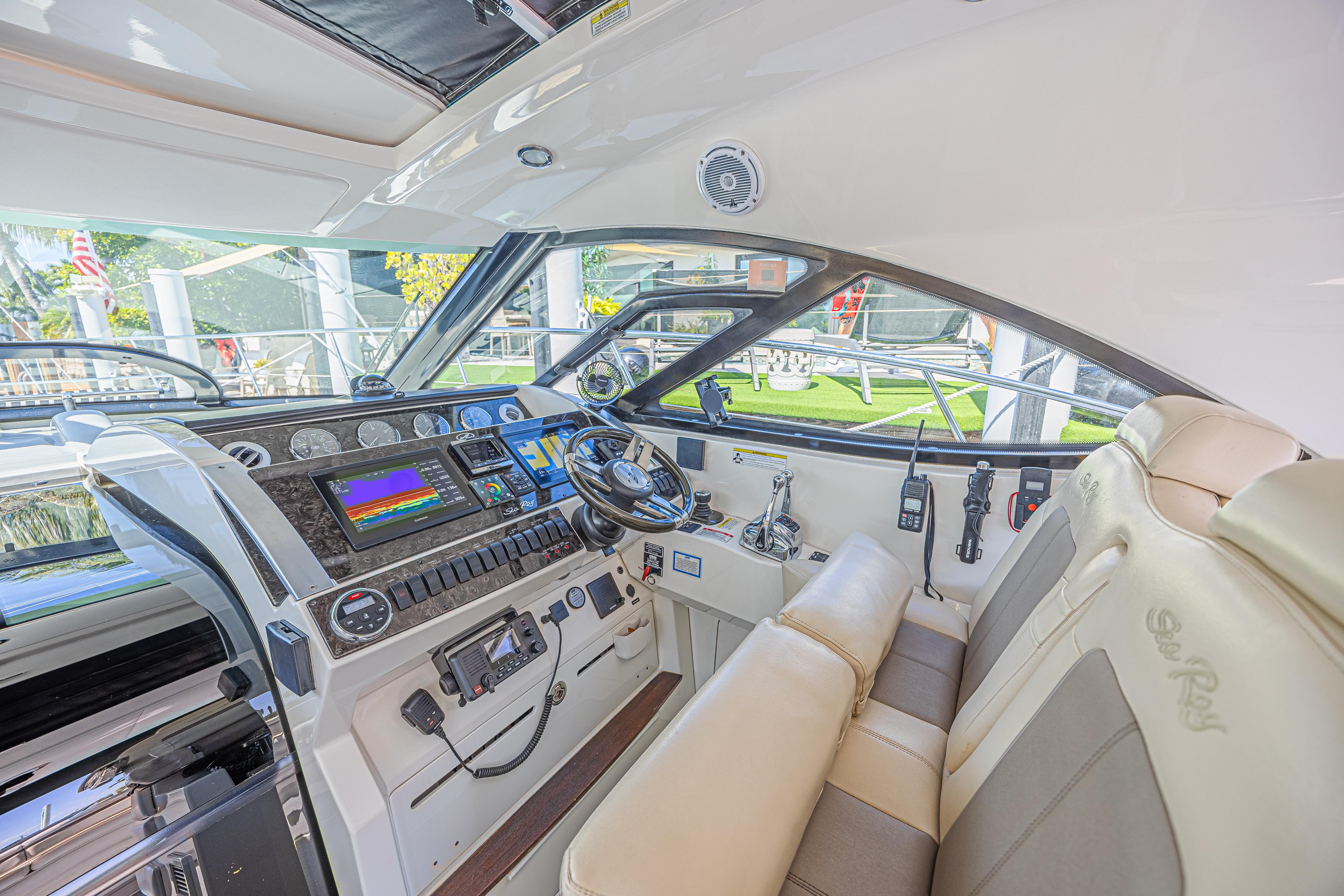 41' 2014 Sea Ray 410 Sundancer