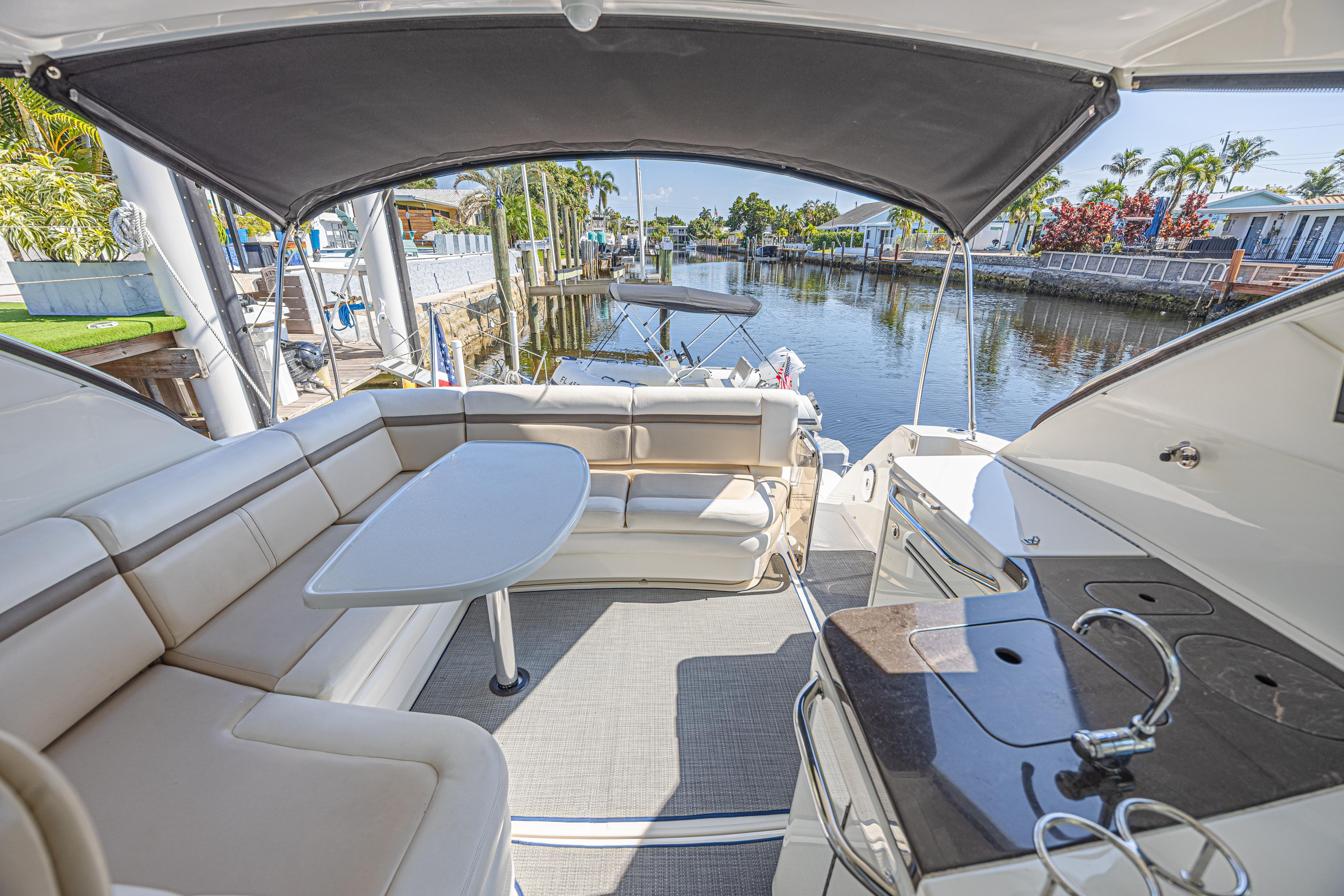 41' 2014 Sea Ray 410 Sundancer