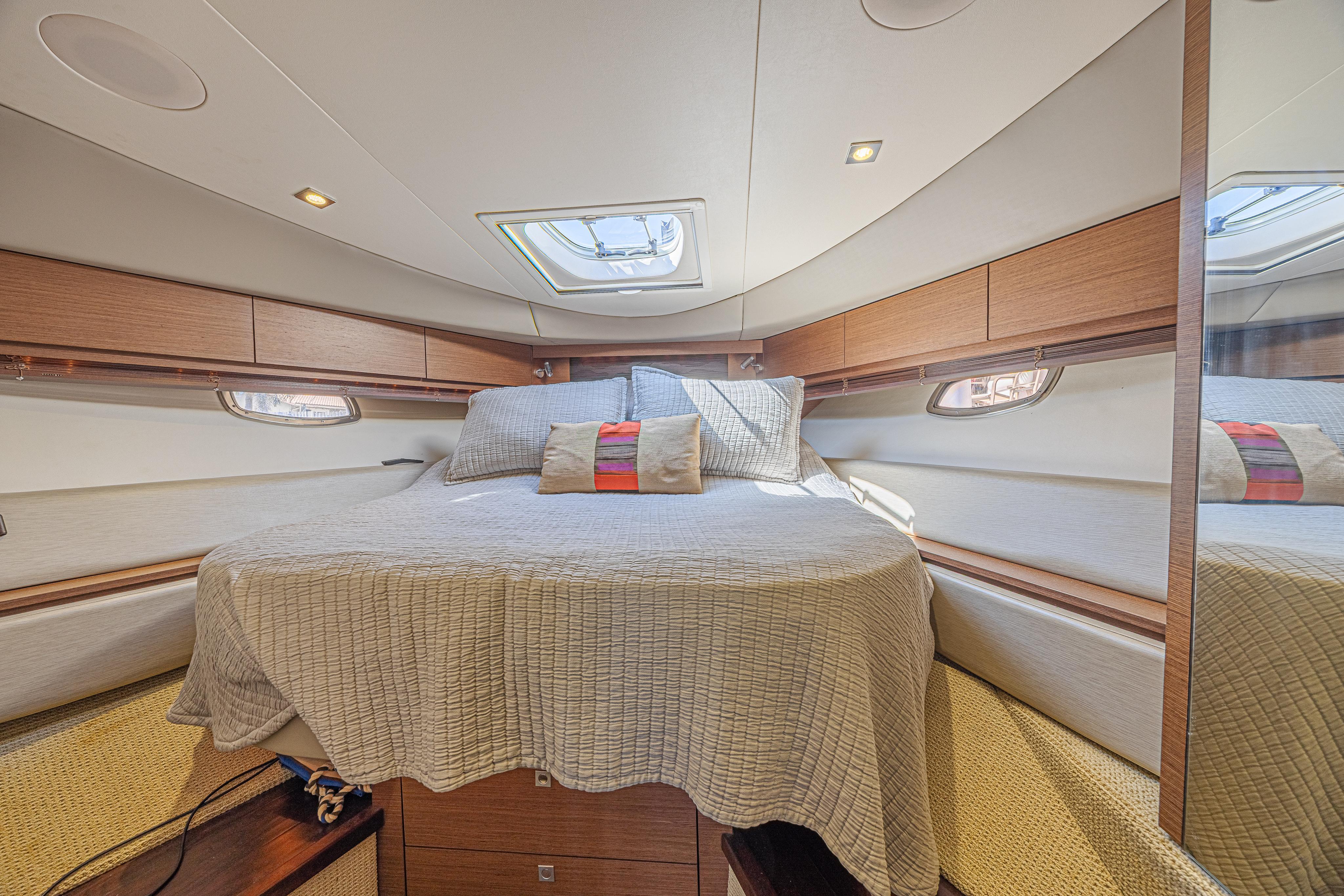 41' 2014 Sea Ray 410 Sundancer