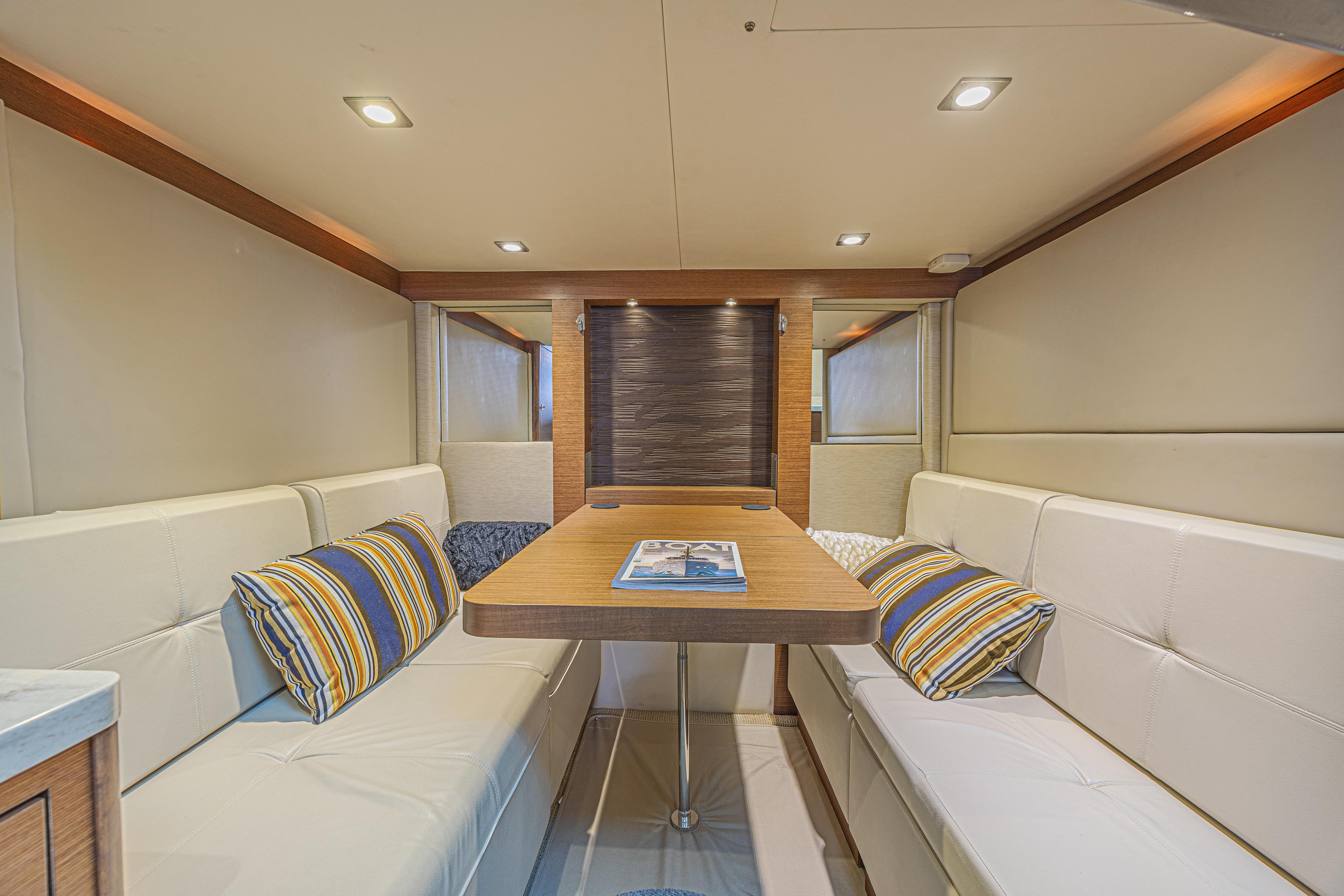 41' 2014 Sea Ray 410 Sundancer