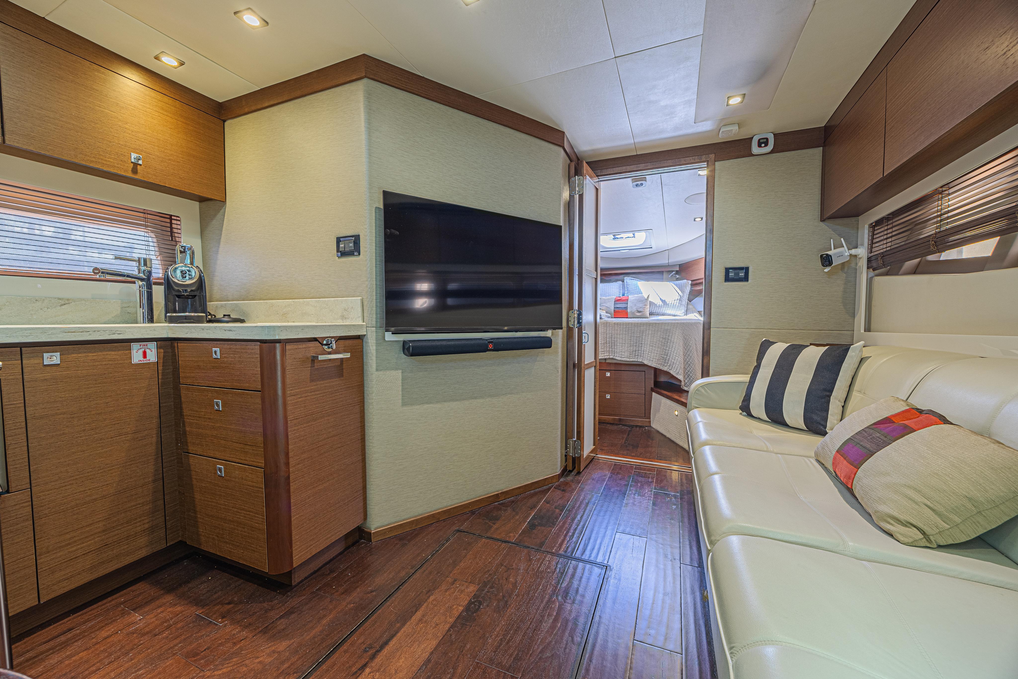 41' 2014 Sea Ray 410 Sundancer