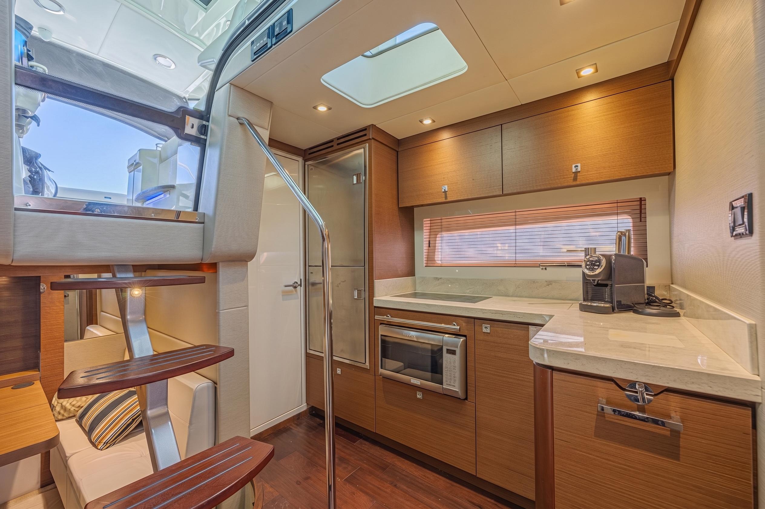 41' 2014 Sea Ray 410 Sundancer