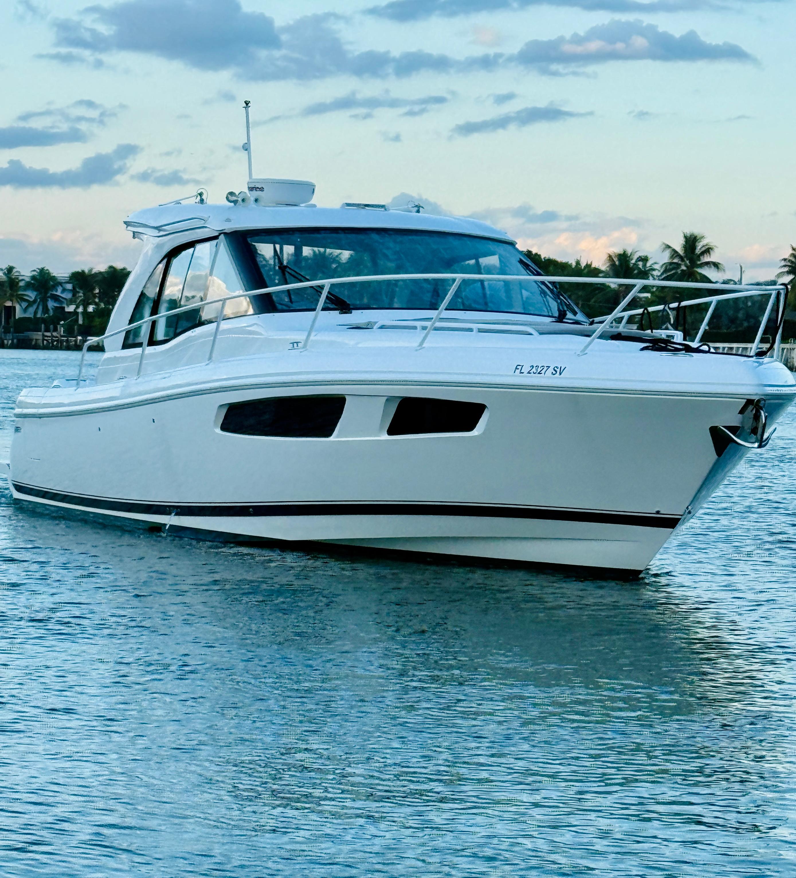 41' 2021 Intrepid 410 Evolution
