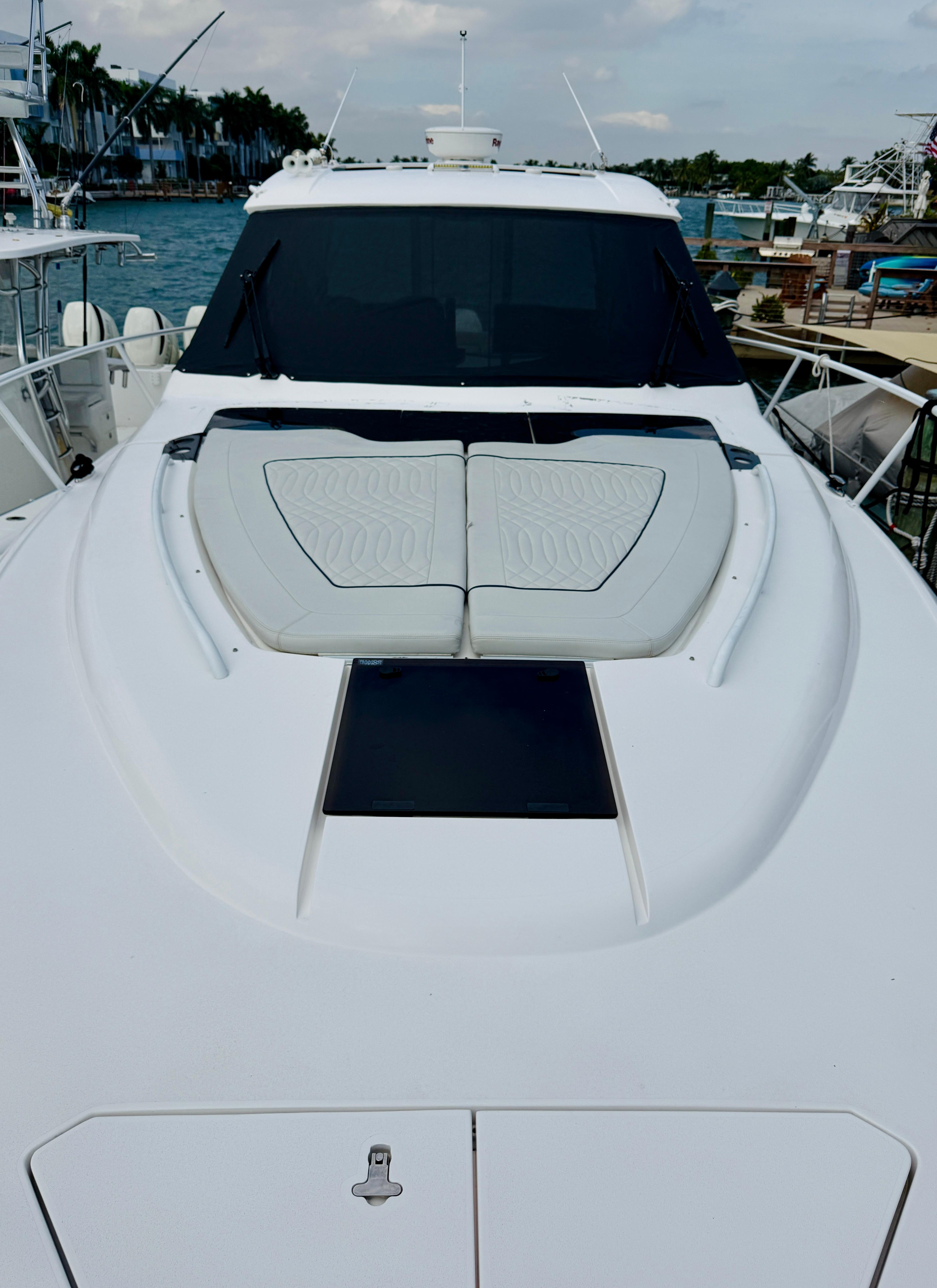 41' 2021 Intrepid 410 Evolution
