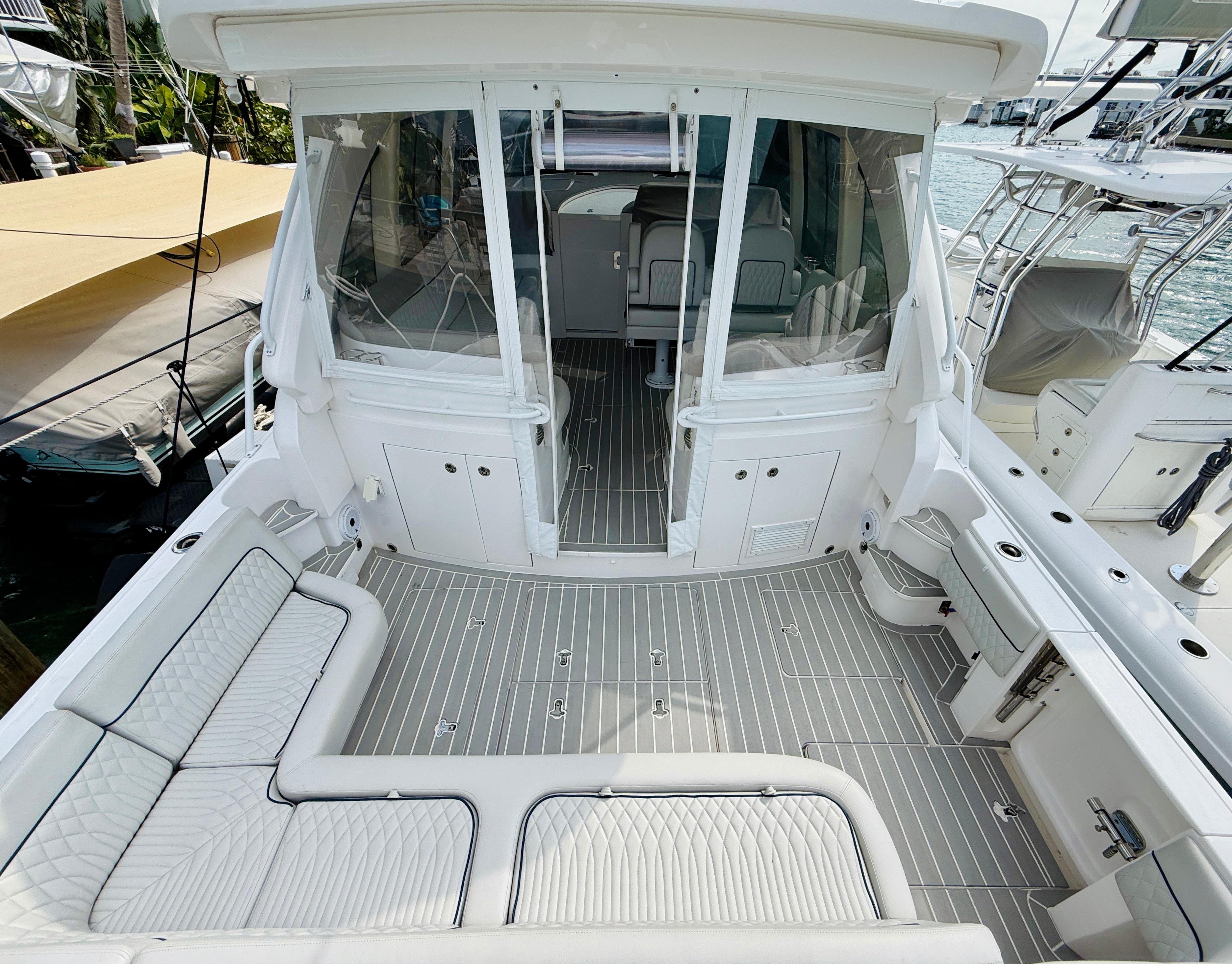 41' 2021 Intrepid 410 Evolution