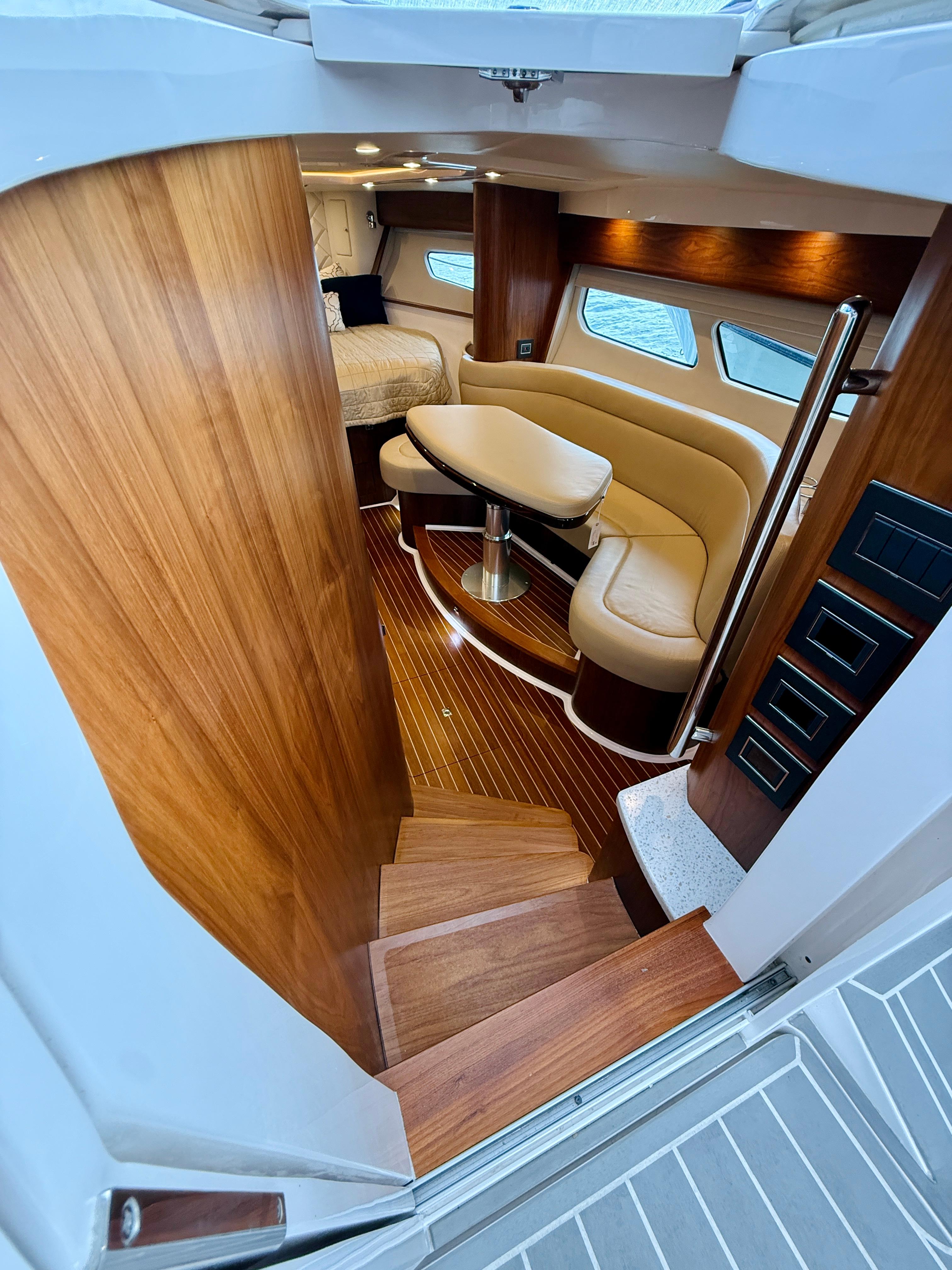 41' 2021 Intrepid 410 Evolution