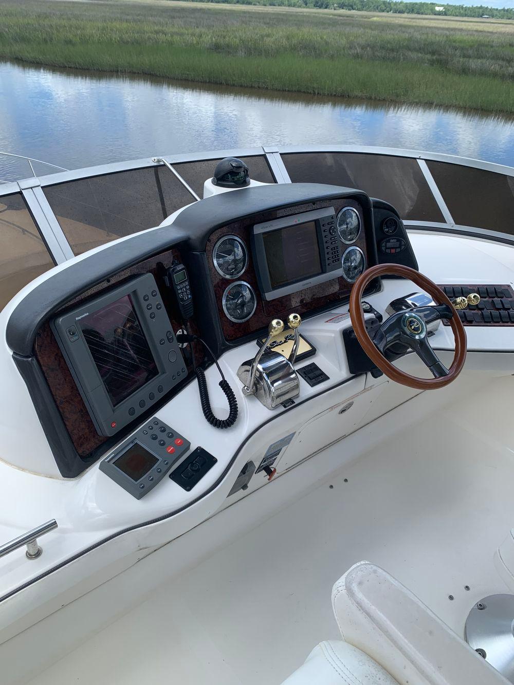 45' 2004 Sea Ray 420 Sedan Bridge