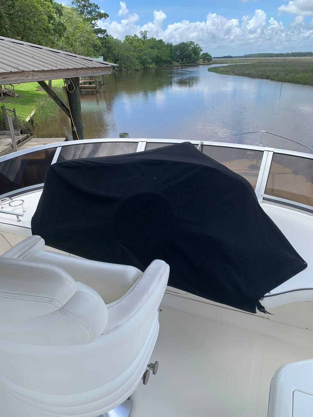 45' 2004 Sea Ray 420 Sedan Bridge