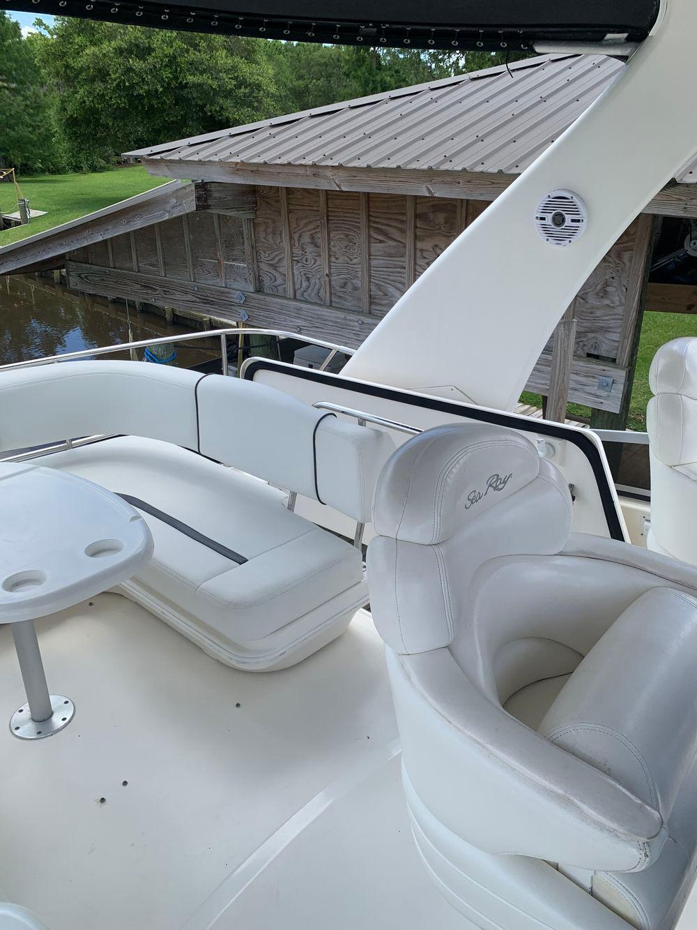 45' 2004 Sea Ray 420 Sedan Bridge