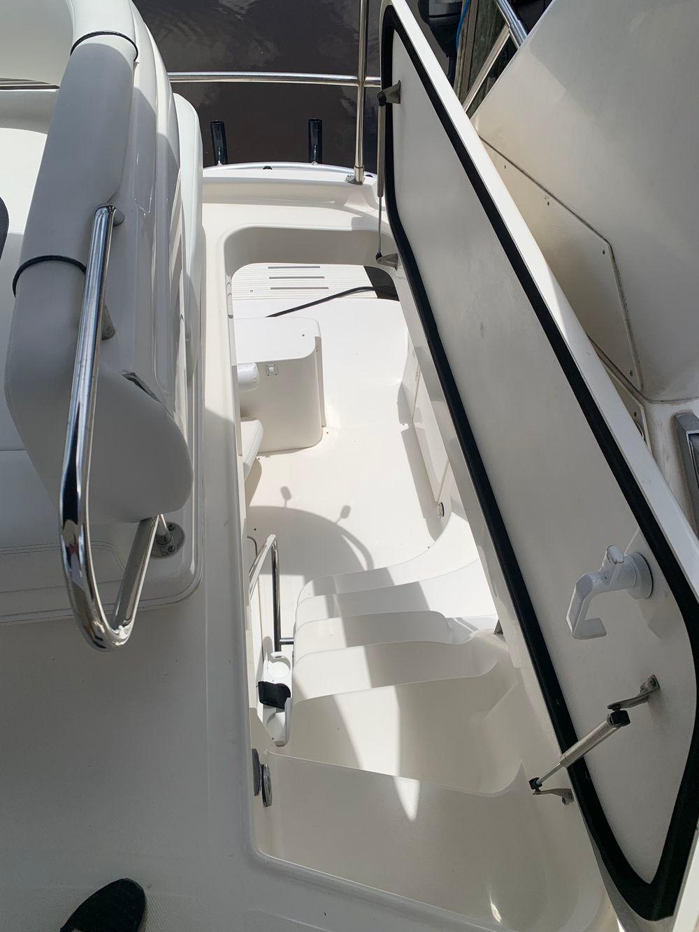 45' 2004 Sea Ray 420 Sedan Bridge