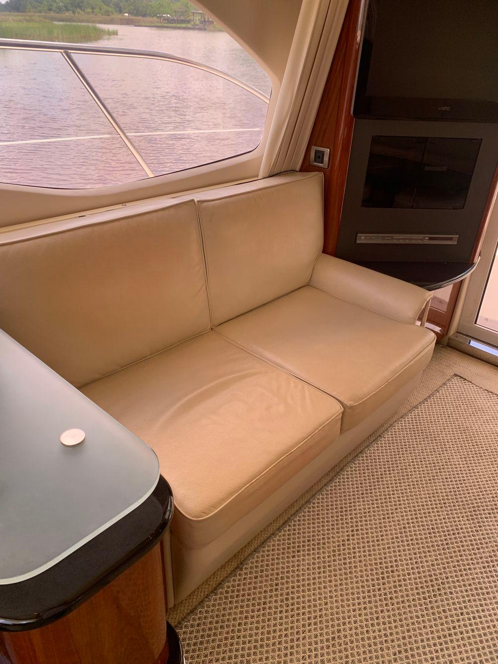 45' 2004 Sea Ray 420 Sedan Bridge