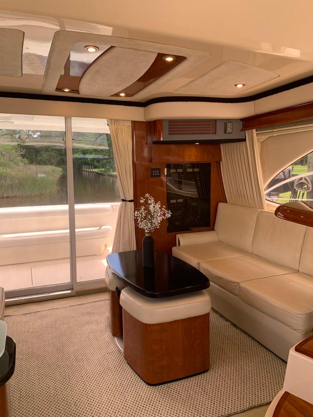 45' 2004 Sea Ray 420 Sedan Bridge