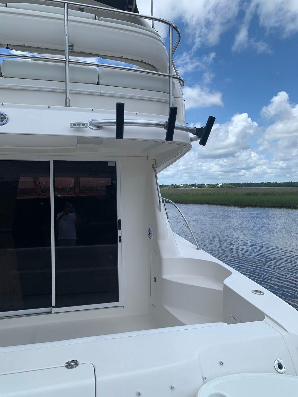 45' 2004 Sea Ray 420 Sedan Bridge