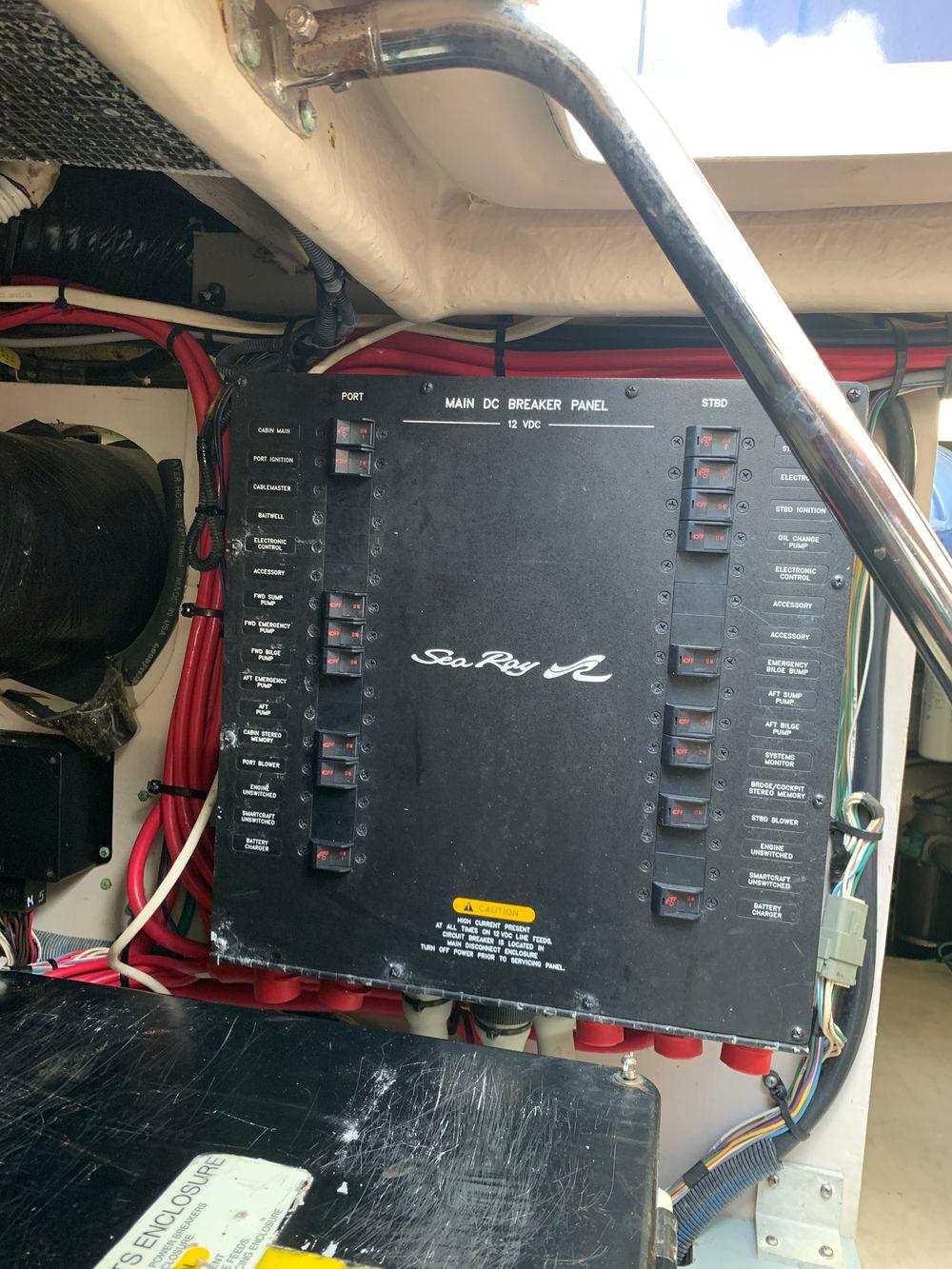45' 2004 Sea Ray 420 Sedan Bridge
