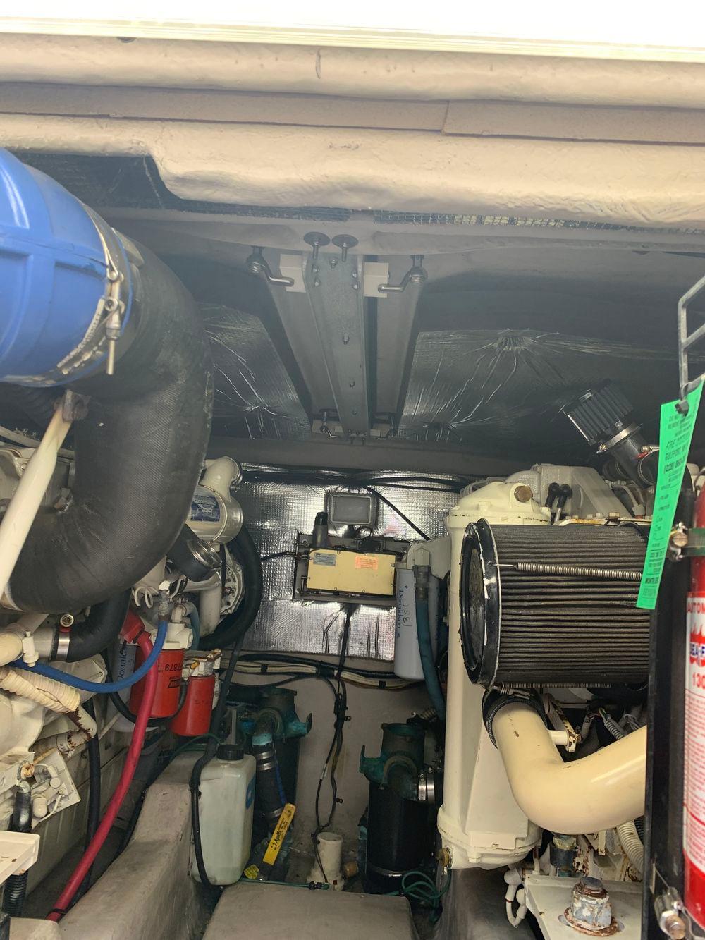 45' 2004 Sea Ray 420 Sedan Bridge