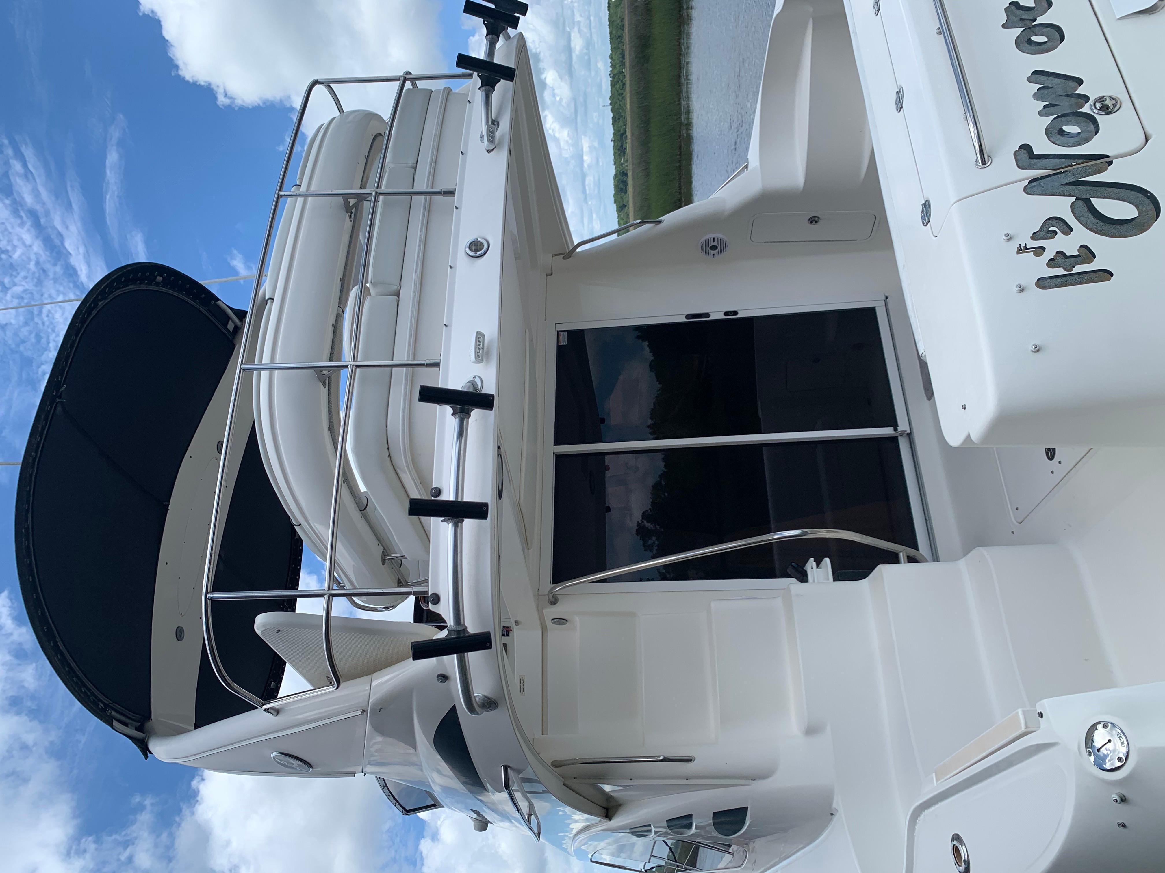 45' 2004 Sea Ray 420 Sedan Bridge