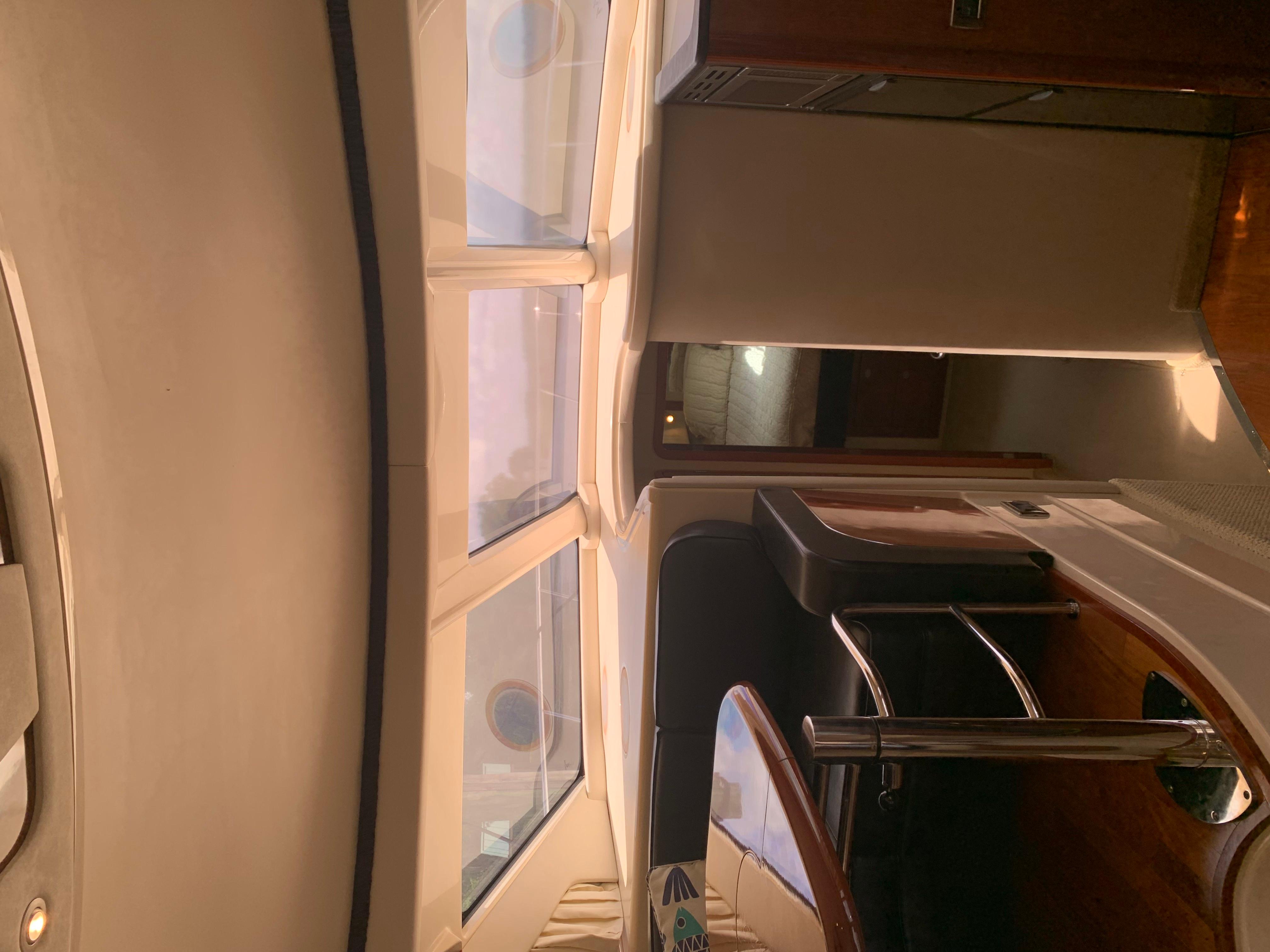 45' 2004 Sea Ray 420 Sedan Bridge
